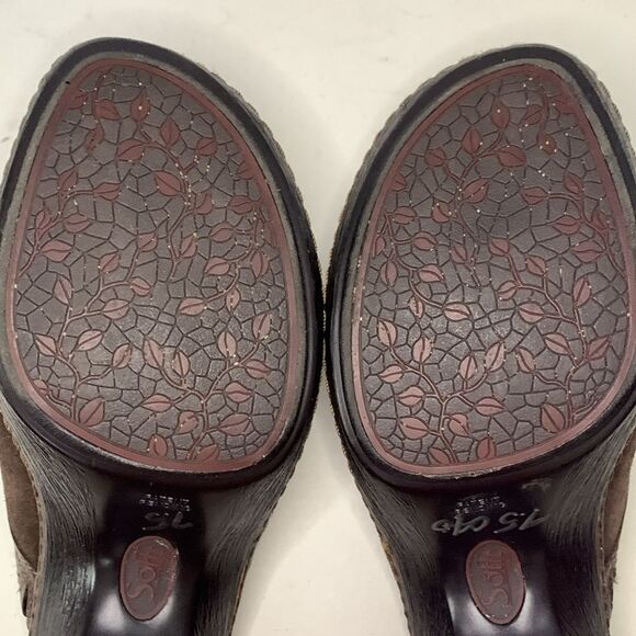 Sofft Brown Suede Embroidered Slip-On Comfort Mule Clog Size 7.5M - Picture 10 of 12